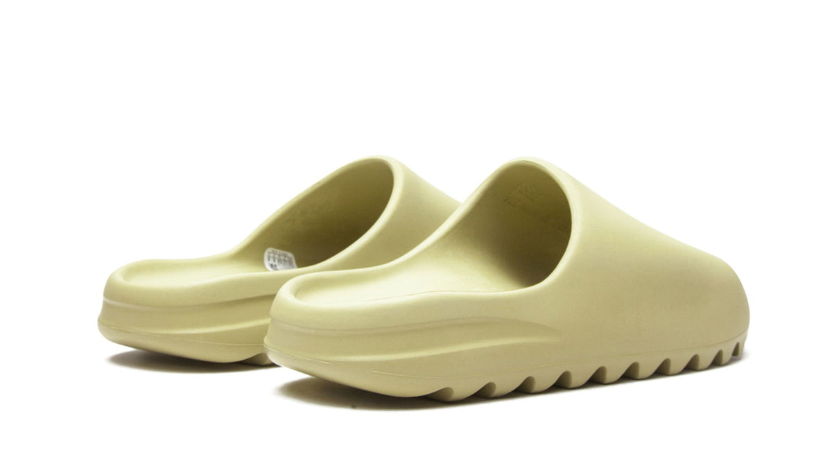 Yeezy SLIDE "Resin 2021"