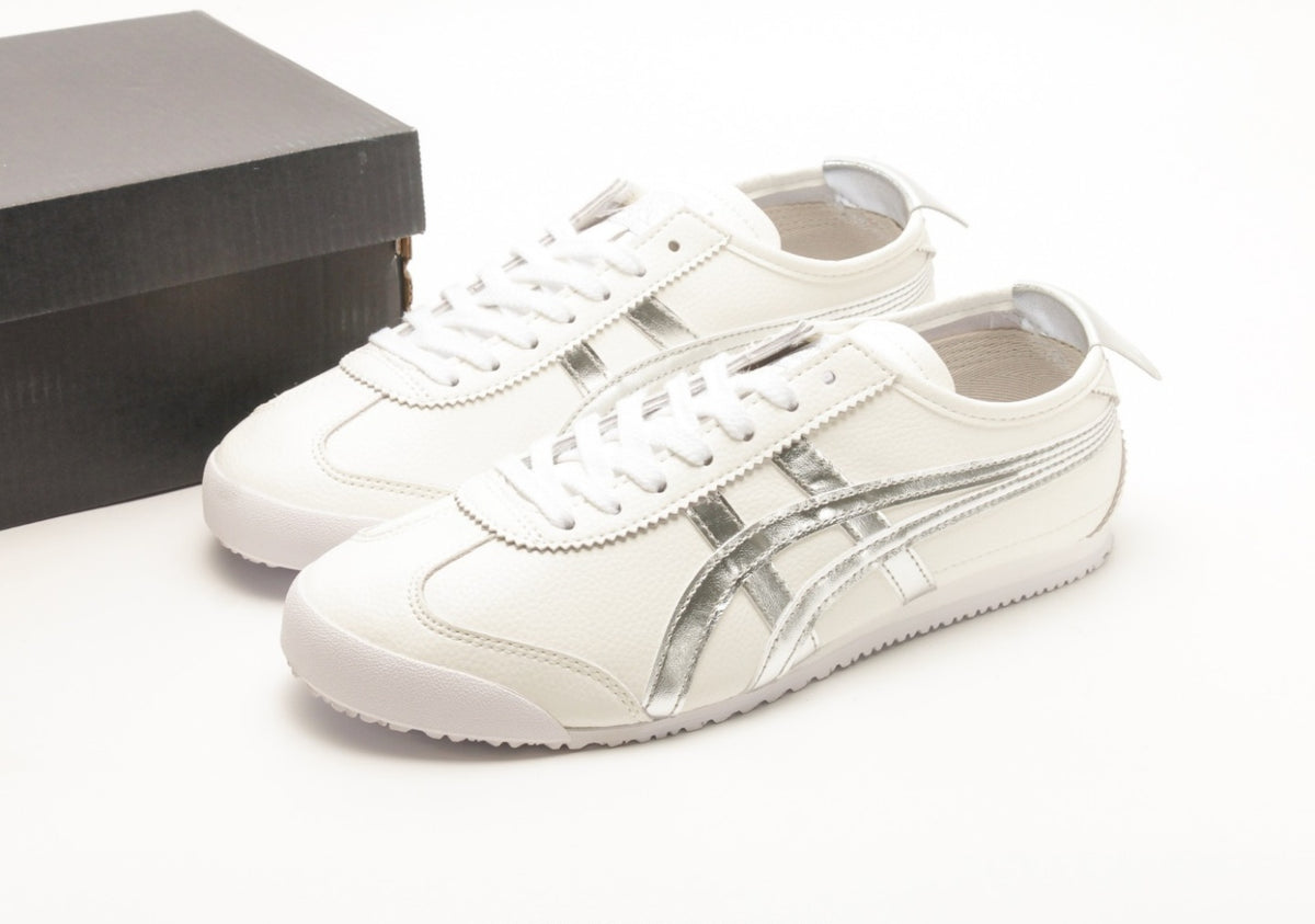 Onitsuka Tiger Moage CO – Classic Retro Running Shoes by Asics