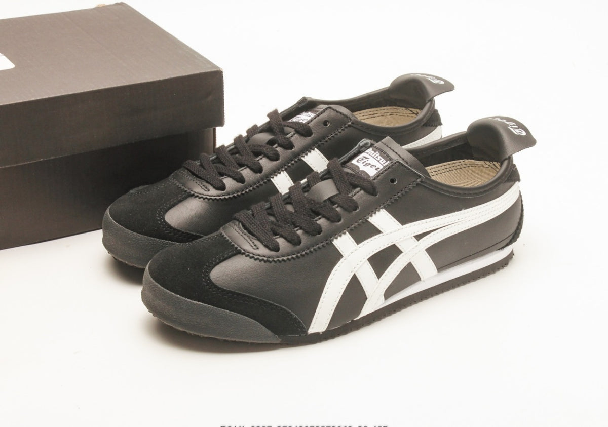 Onitsuka Tiger Moage CO – Classic Retro Running Shoes by Asics