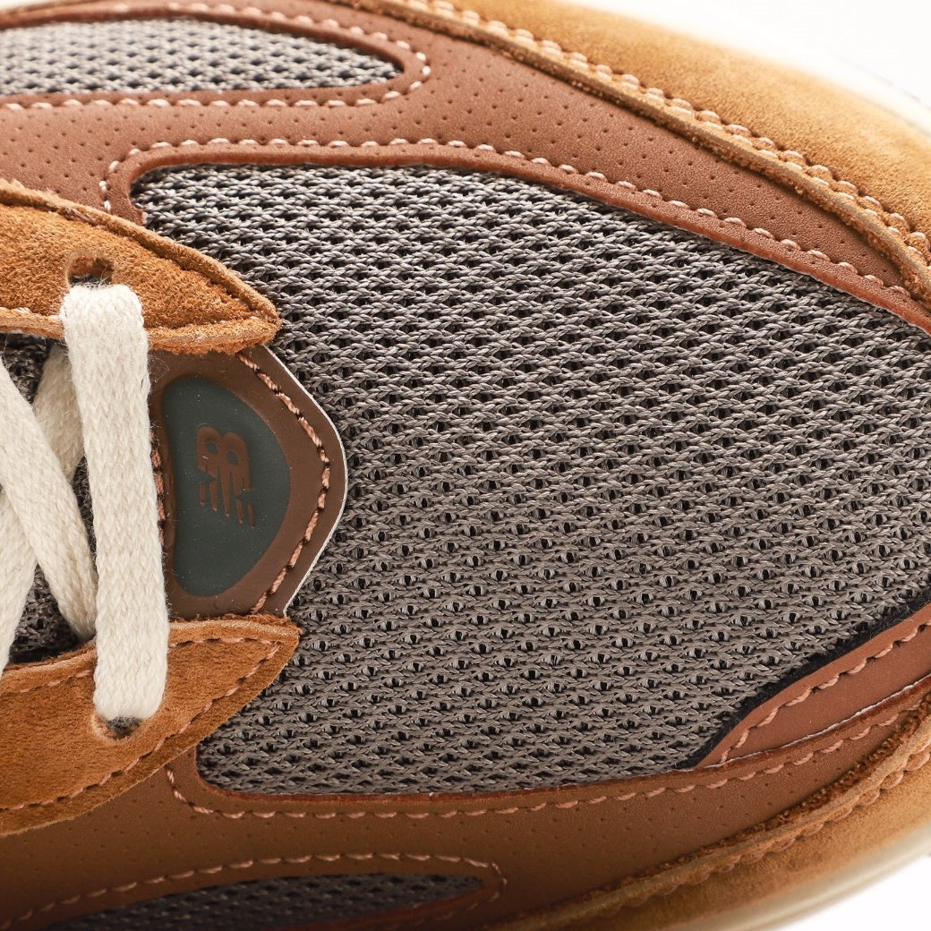 New Balance 990v6 Tan & Olive Retro Sneakers