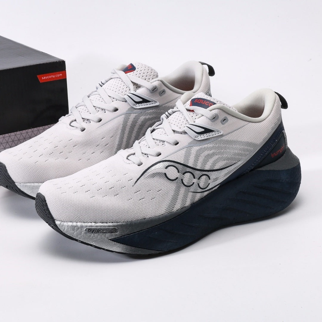 Saucony Triumph 22 White & Navy Running Shoes