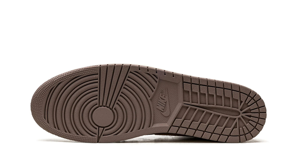 Air Jordan 1 Low SE Craft "Taupe Haze"