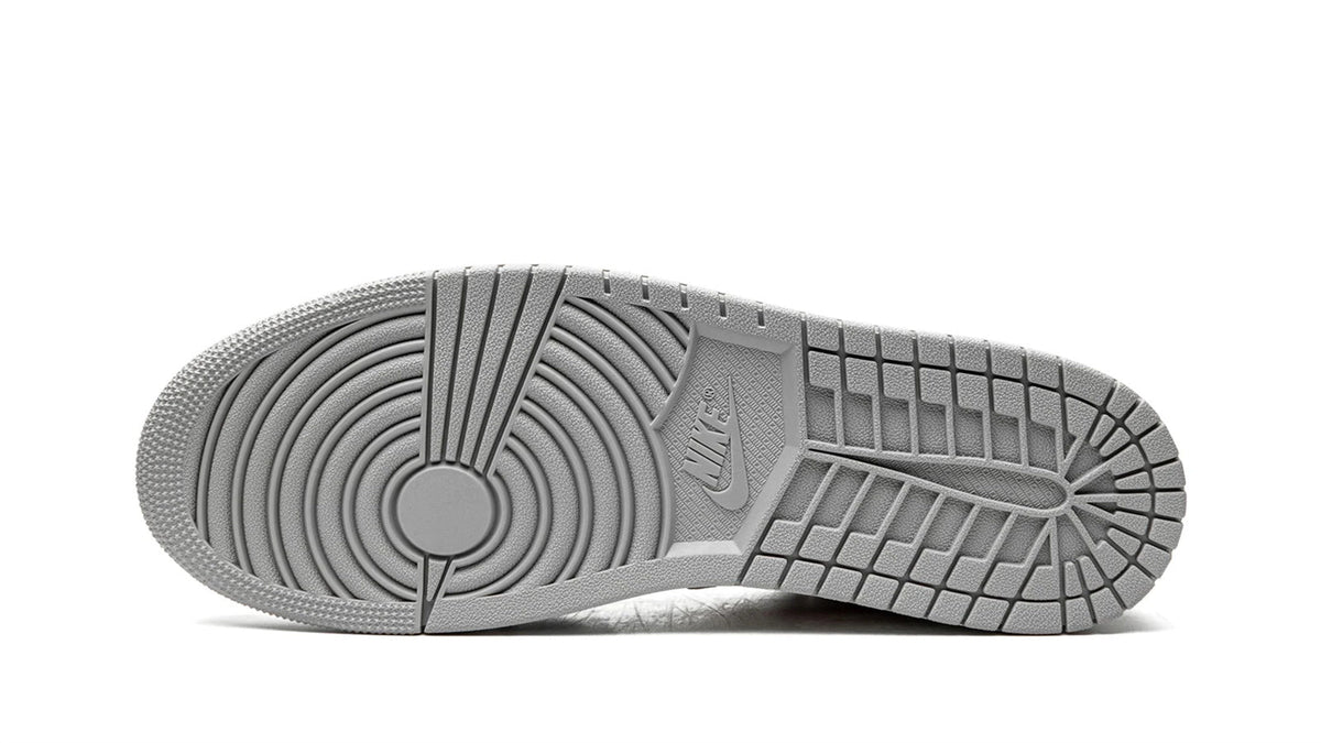 Air Jordan 1 Low SE "White/Grey/Red"