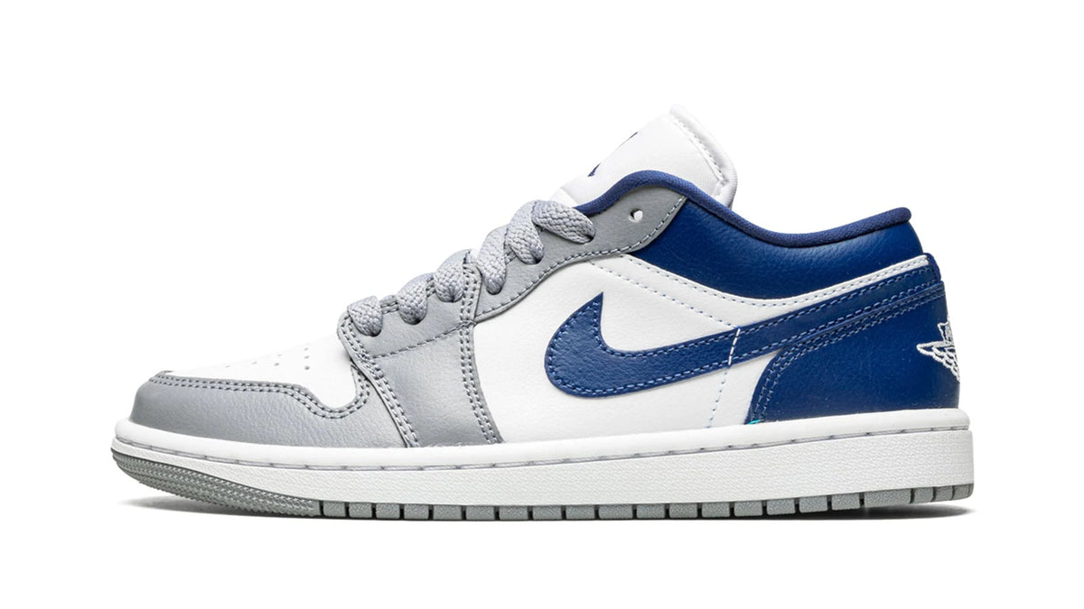 Air Jordan 1 Low WMNS "Stealth/French Blue"
