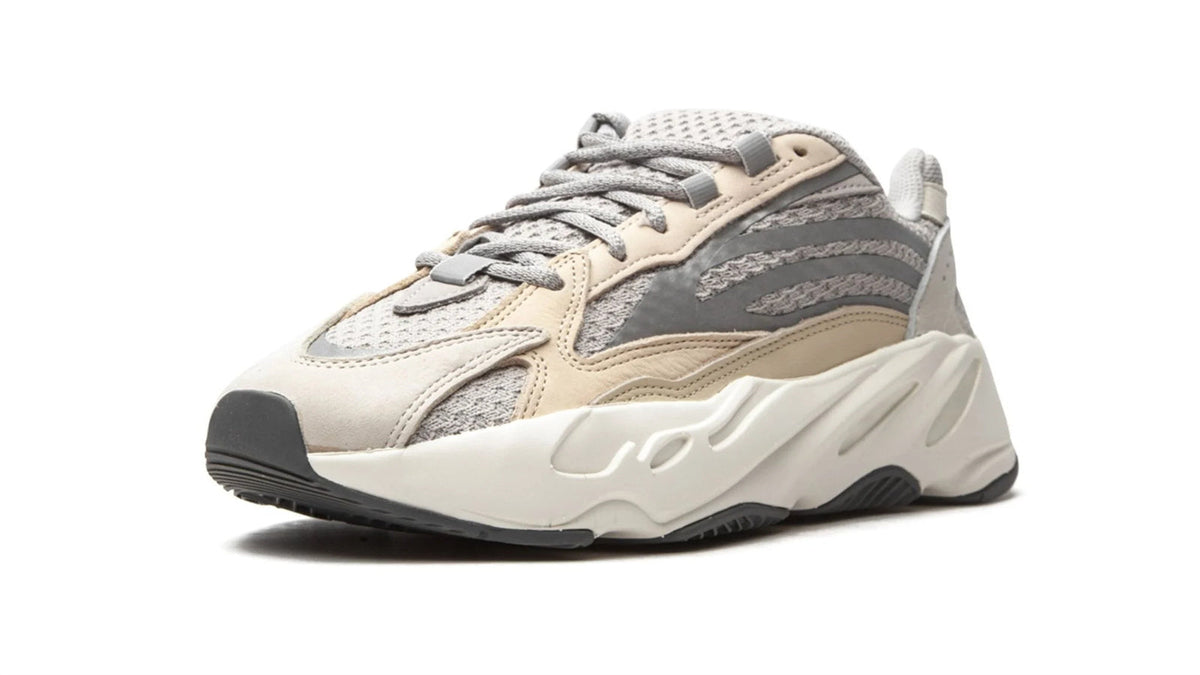 Yeezy BOOST 700 V2 "Cream"