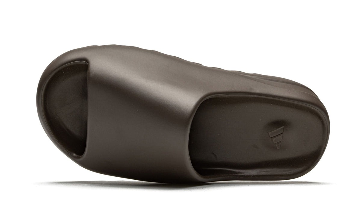 Yeezy SLIDE "Soot 2021"