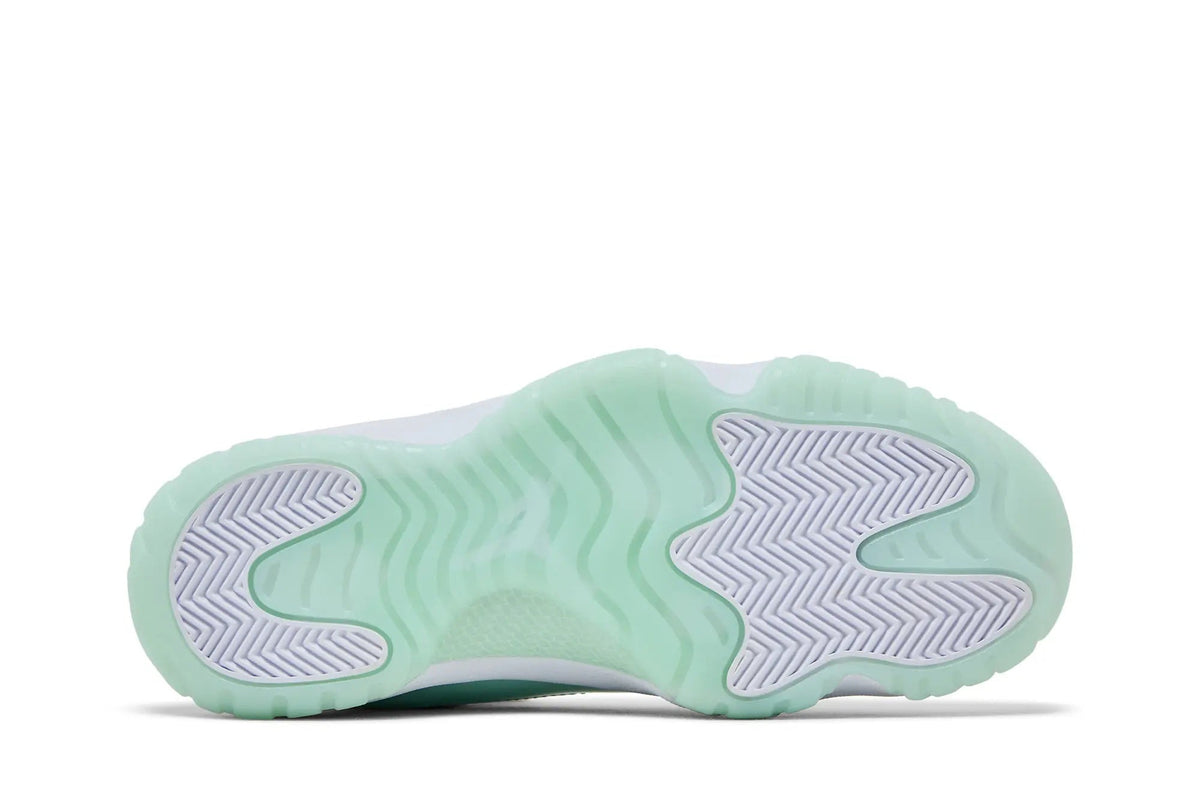 WMNS Jordan 11 Retro Low 'Igloo'