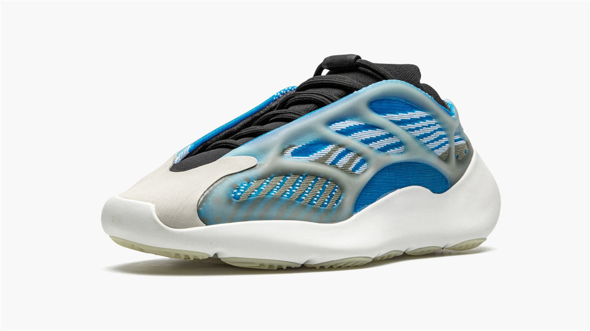 Yeezy 700 V3 "Arzareth"
