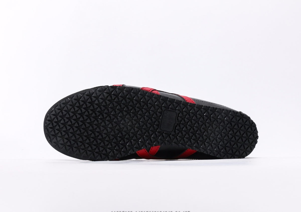 Onitsuka Tiger Moage CO – Classic Retro Running Shoes by Asics