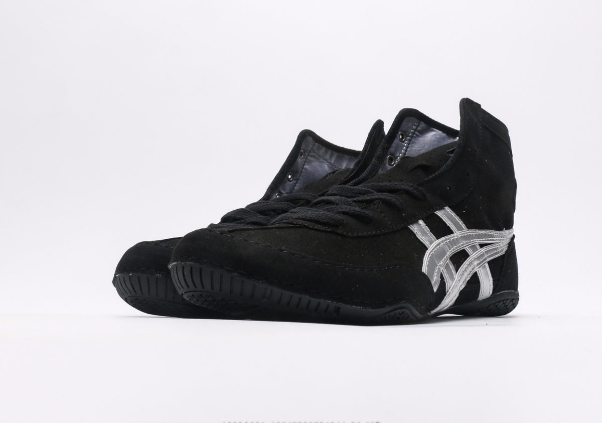 Onitsuka Tiger Moage CO – Classic Retro Running Shoes by Asics