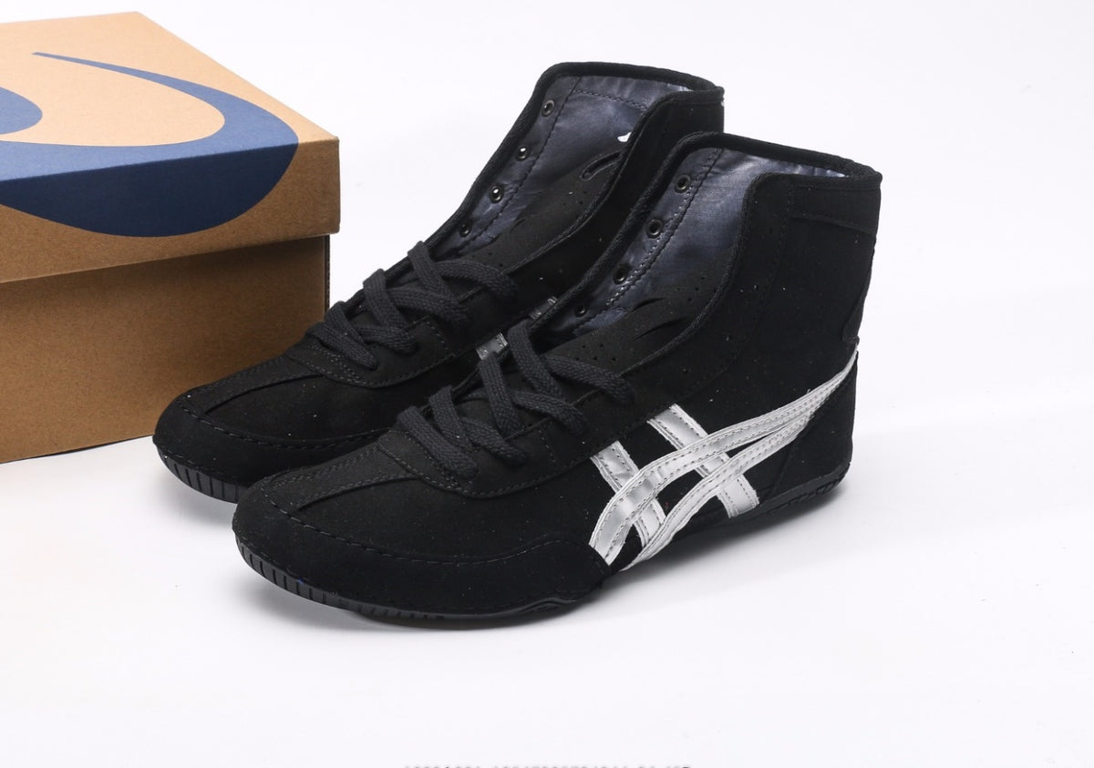 Onitsuka Tiger Moage CO – Classic Retro Running Shoes by Asics