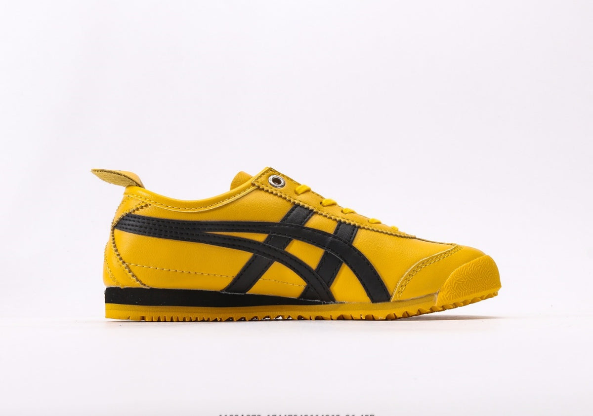 Onitsuka Tiger Moage CO – Classic Retro Running Shoes by Asics