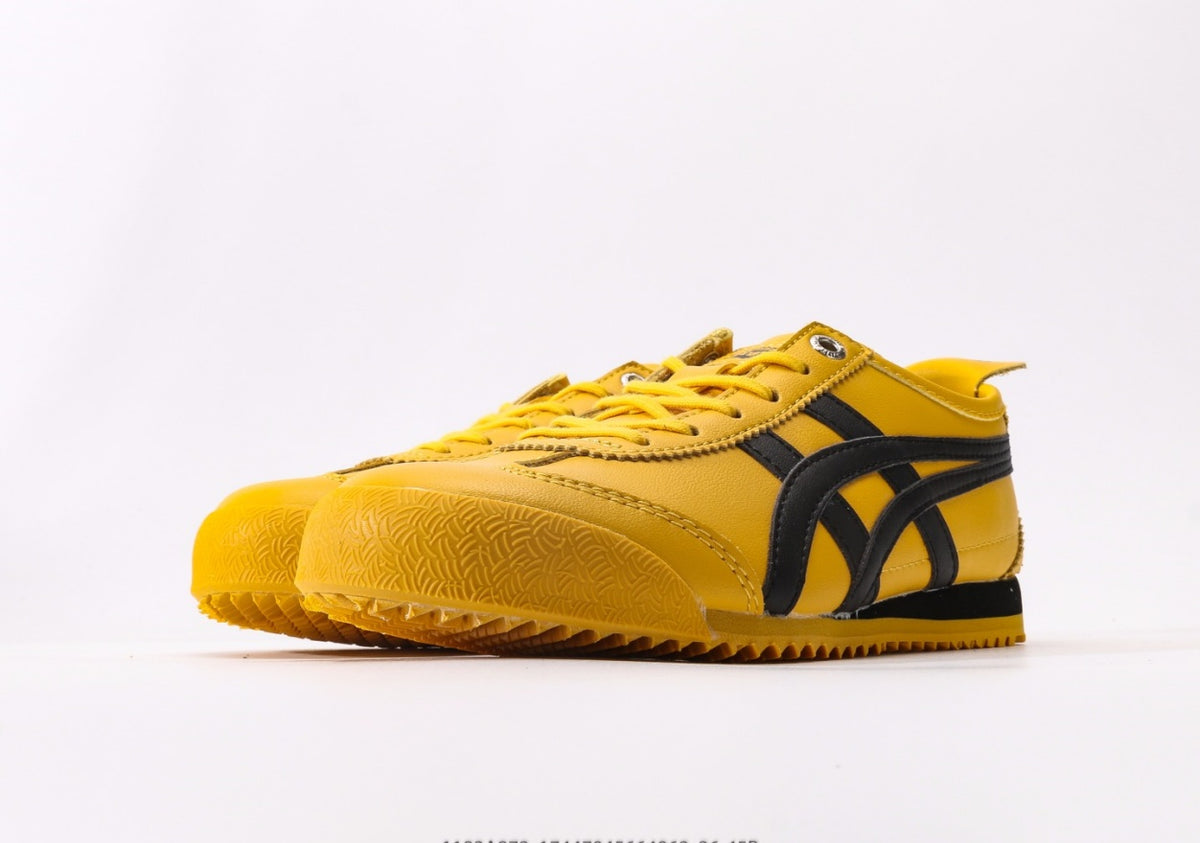 Onitsuka Tiger Moage CO – Classic Retro Running Shoes by Asics