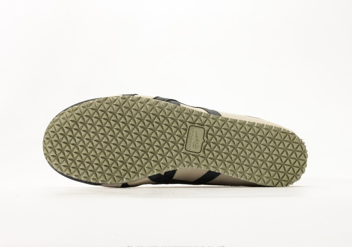 Onitsuka Tiger Moage CO – Classic Retro Running Shoes by Asics