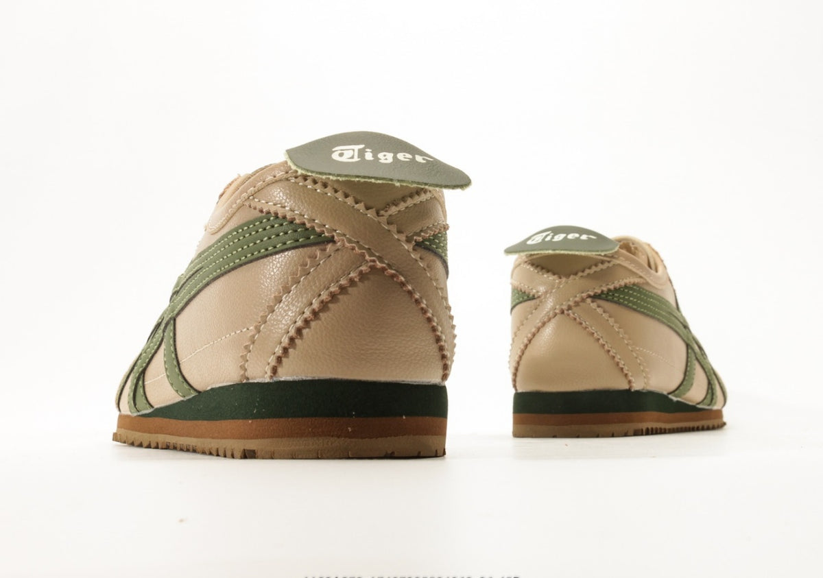 Onitsuka Tiger Moage CO – Classic Retro Running Shoes by Asics
