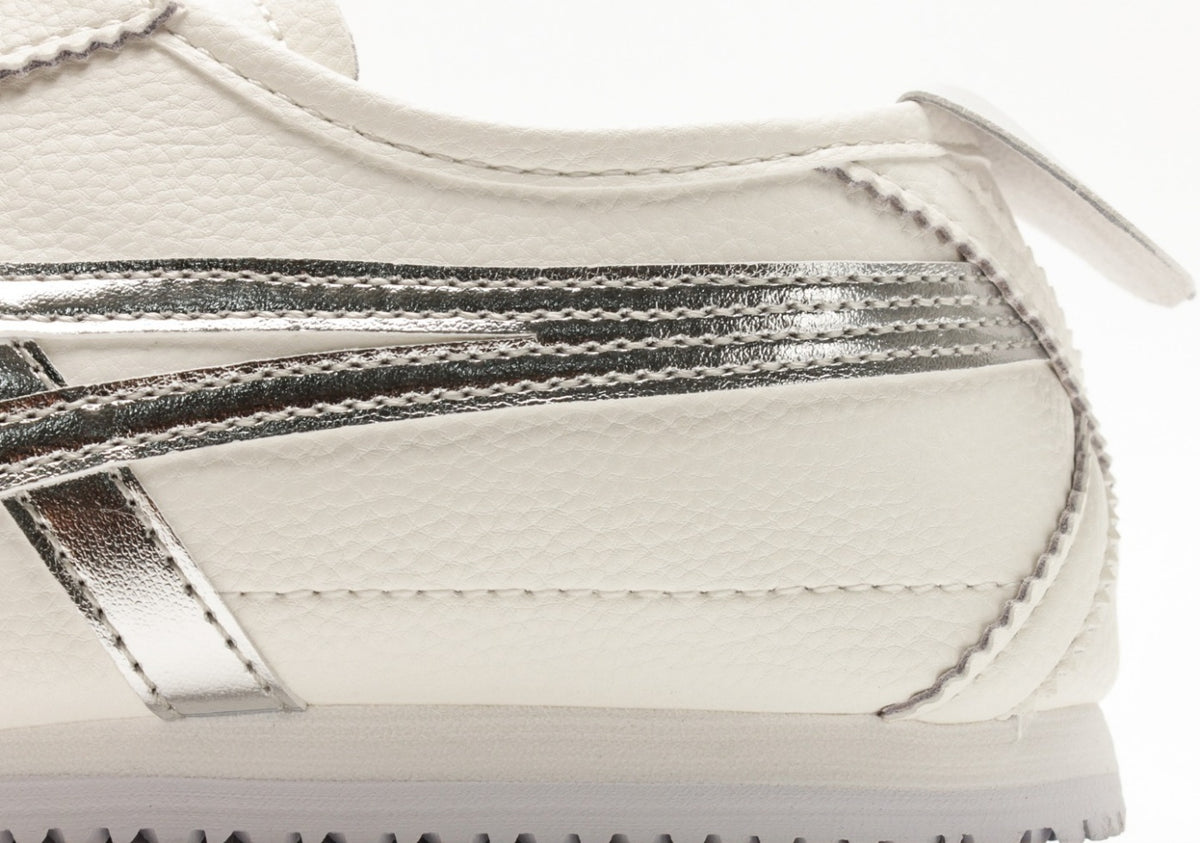 Onitsuka Tiger Moage CO – Classic Retro Running Shoes by Asics