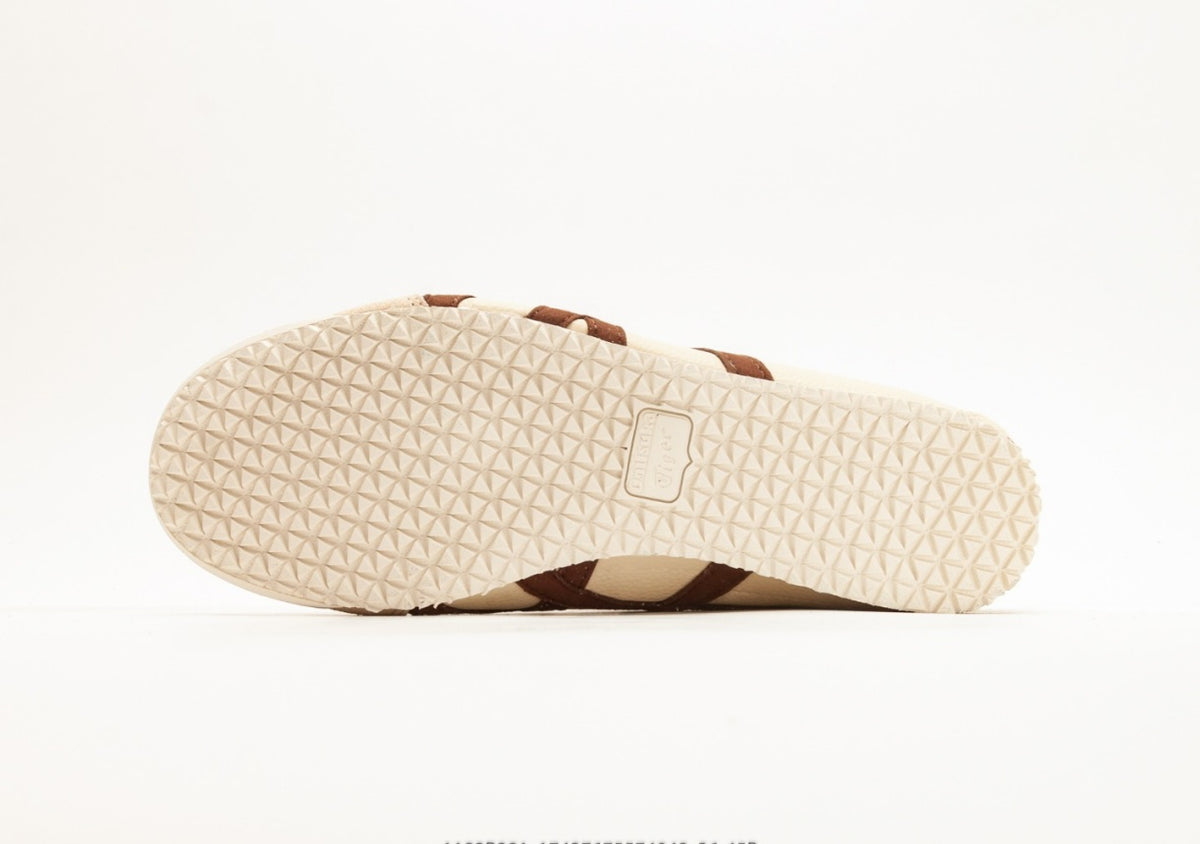 Onitsuka Tiger Moage CO – Classic Retro Running Shoes by Asics