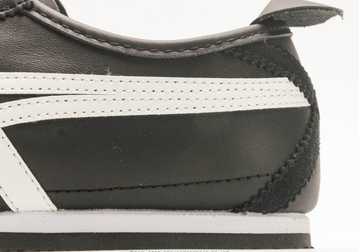 Onitsuka Tiger Moage CO – Classic Retro Running Shoes by Asics