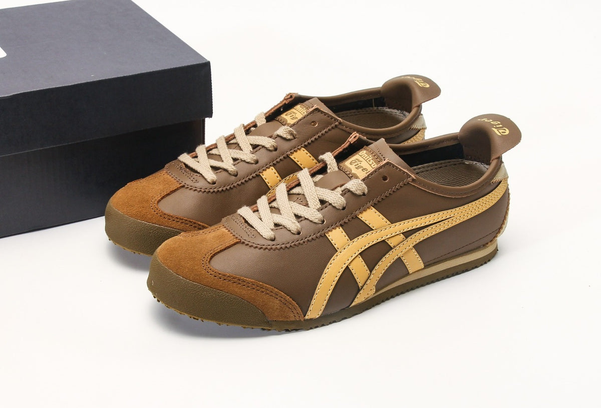 Onitsuka Tiger Moage CO – Classic Retro Running Shoes by Asics