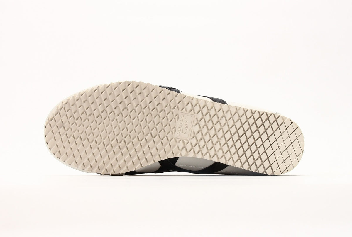 Onitsuka Tiger Moage CO – Classic Retro Running Shoes by Asics