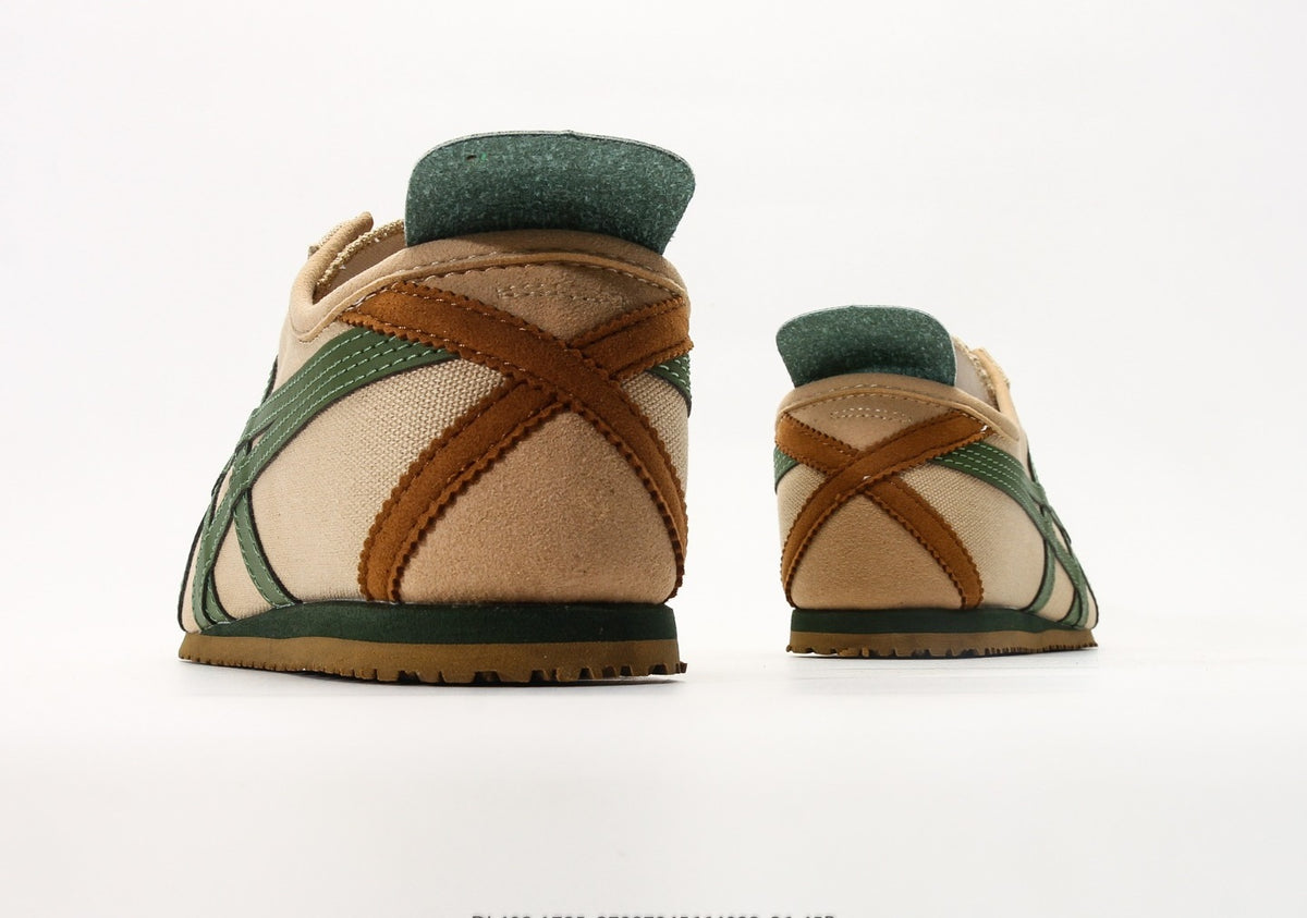 Onitsuka Tiger Moage CO – Classic Retro Running Shoes by Asics