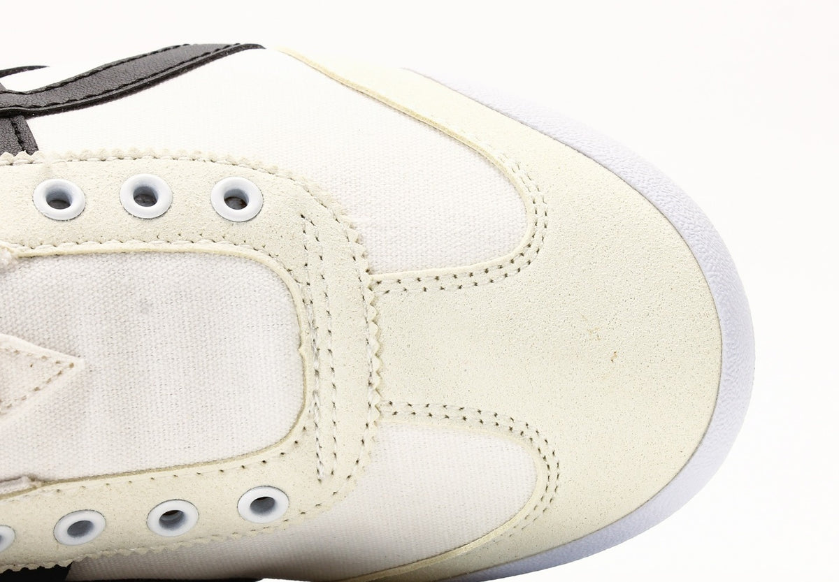 Onitsuka Tiger Moage CO – Classic Retro Running Shoes by Asics