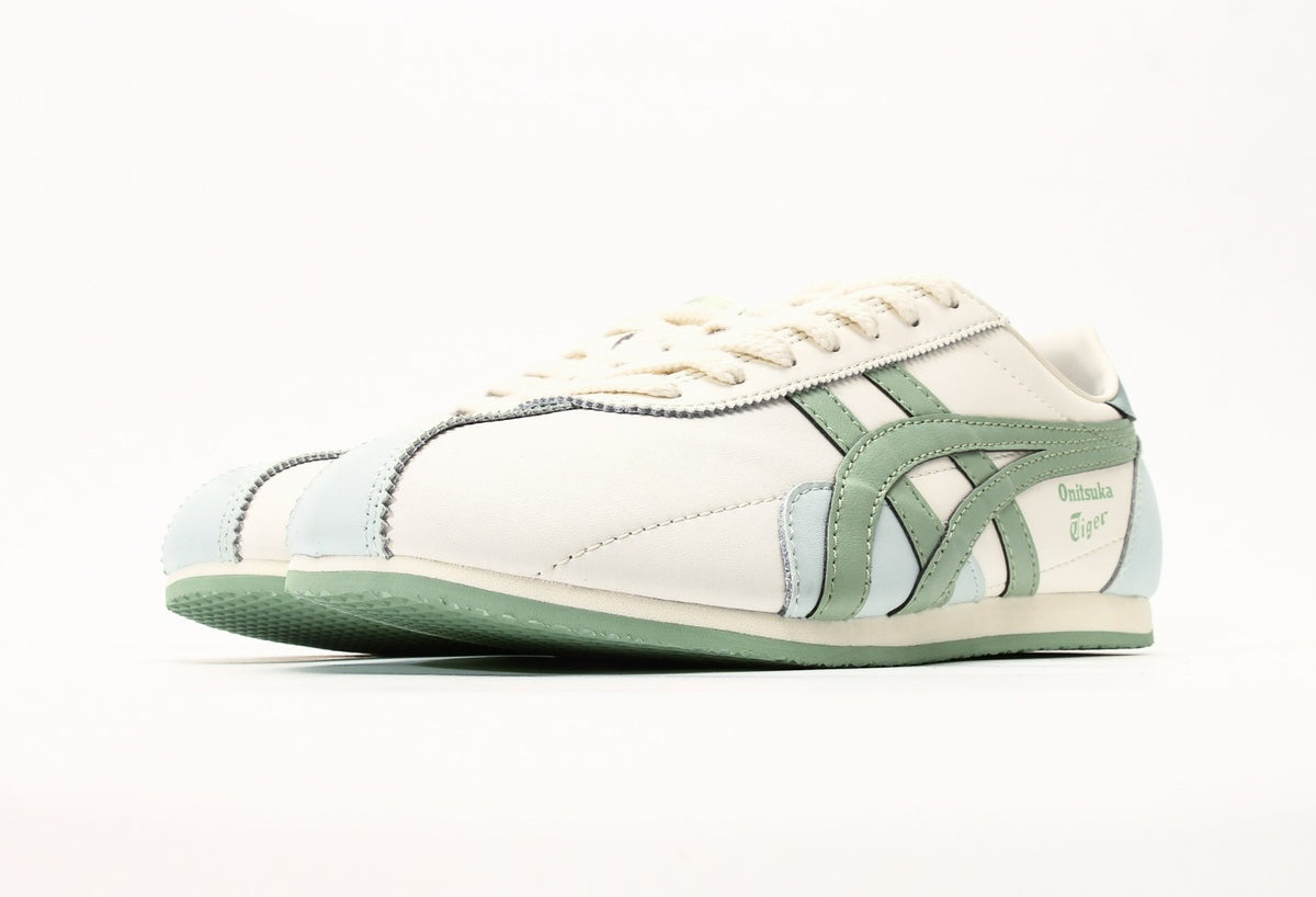 Onitsuka Tiger Moage CO – Classic Retro Running Shoes by Asics