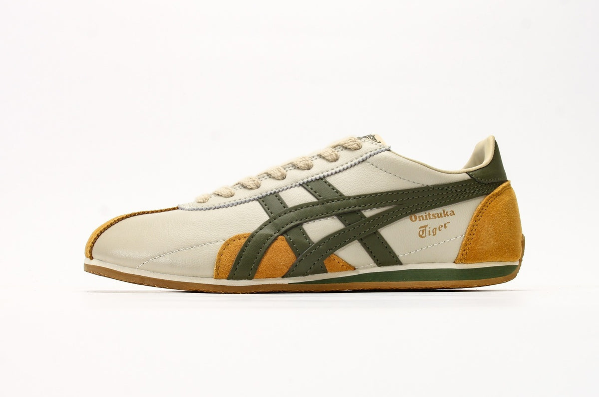 Onitsuka Tiger Moage CO – Classic Retro Running Shoes by Asics
