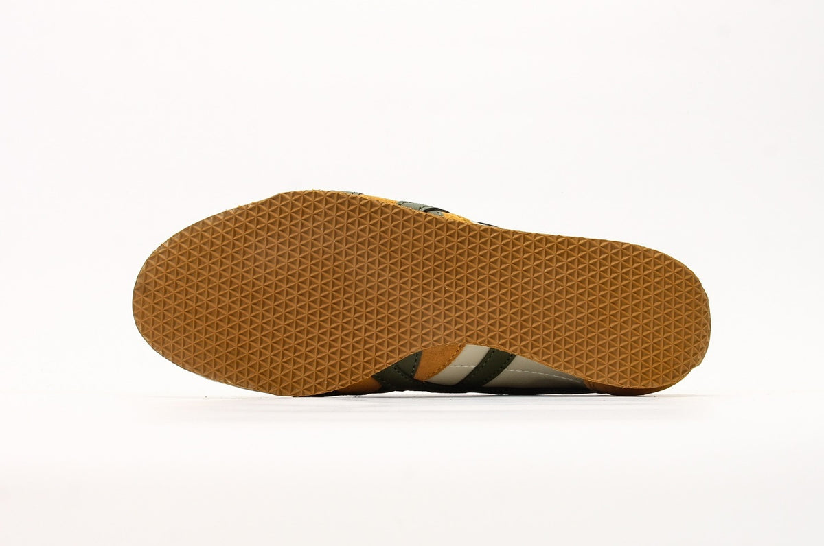 Onitsuka Tiger Moage CO – Classic Retro Running Shoes by Asics
