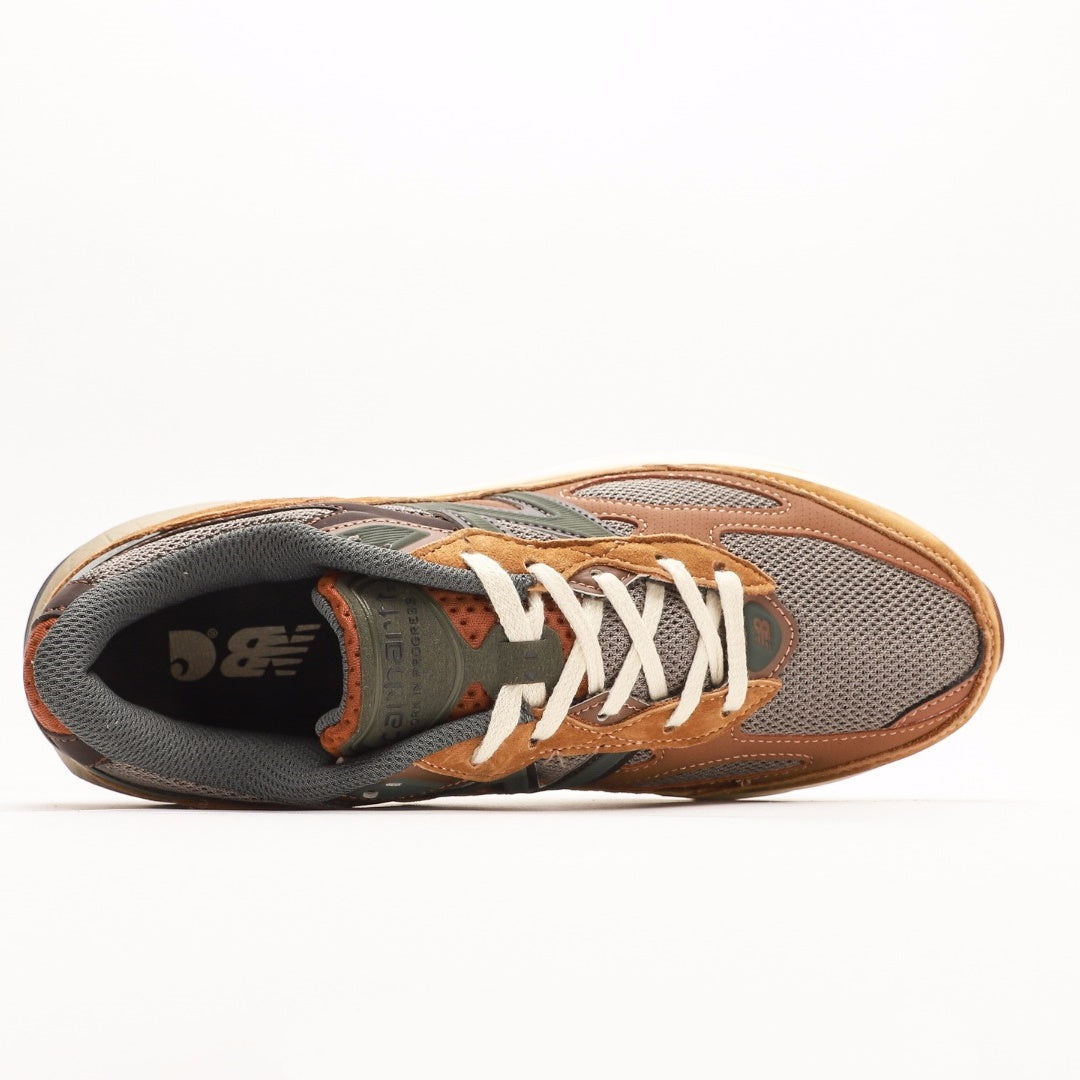 New Balance 990v6 Tan & Olive Retro Sneakers