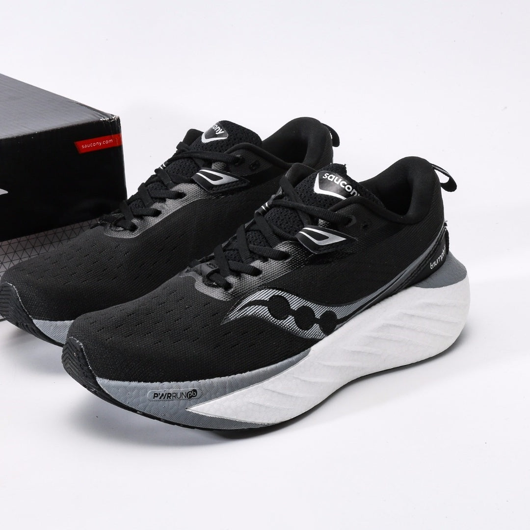Saucony Triumph 22 Black & White Running Shoes