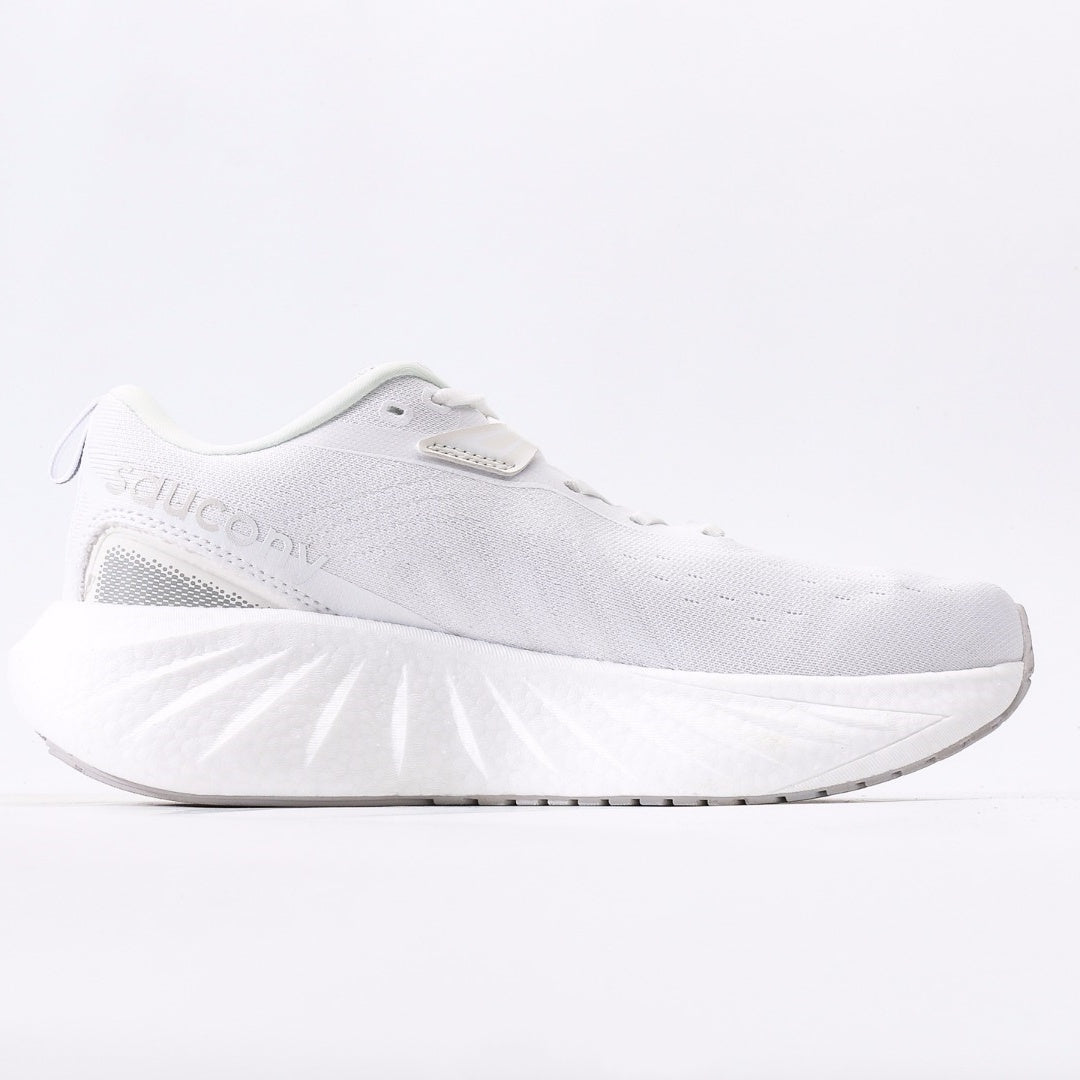 Saucony Triumph 22 White Running Shoes