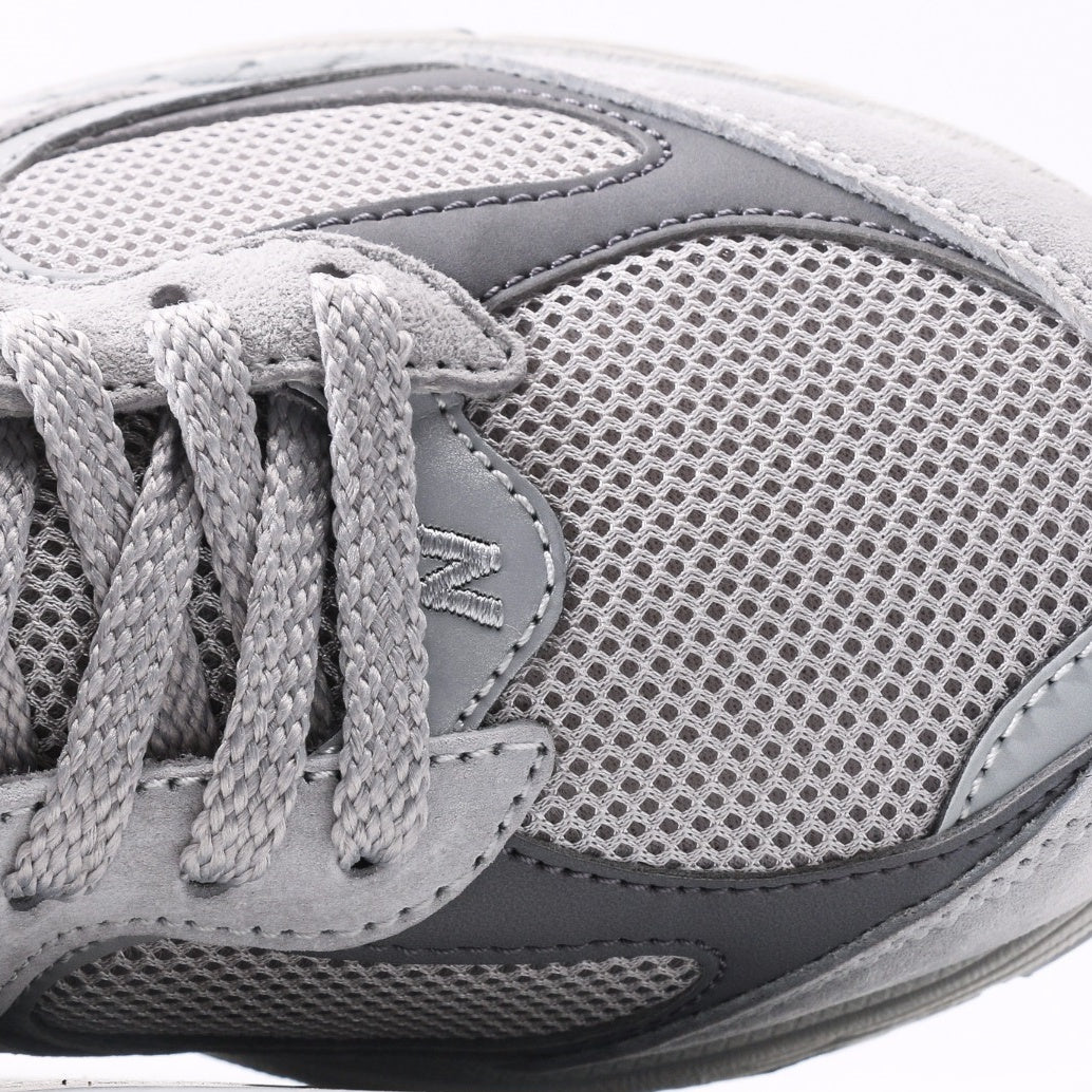 New Balance 2002R Light Grey & White Retro Sneakers