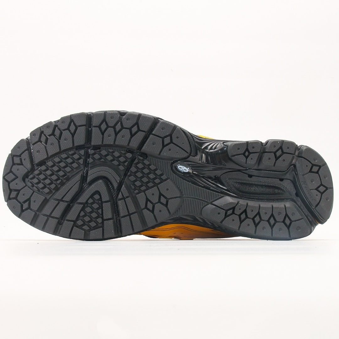 New Balance 1906E Yellow & Black Retro Sneakers