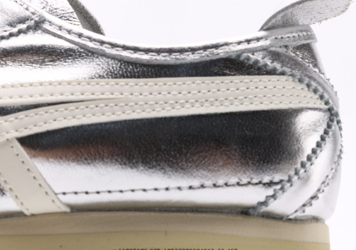 Onitsuka Tiger Moage CO – Classic Retro Running Shoes by Asics